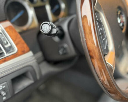 Черный Кадиллак Эскалейд, объемом двигателя 6.18 л и пробегом 231 тыс. км за 29500 $, фото 40 на Automoto.ua