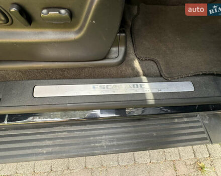 Кадиллак Эскалейд 2013 в Львове на Automoto.ua Черный Кадиллак Эскалейд, объемом двигателя 6.18 л и пробегом 300 тыс. км за 19500 $, фото 23 на Automoto.ua