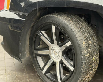 Черный Кадиллак Эскалейд, объемом двигателя 6.18 л и пробегом 231 тыс. км за 29500 $, фото 33 на Automoto.ua