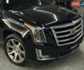 Чорний Каділак Ескалейд, об'ємом двигуна 6.16 л та пробігом 183 тис. км за 33900 $, фото 2 на Automoto.ua