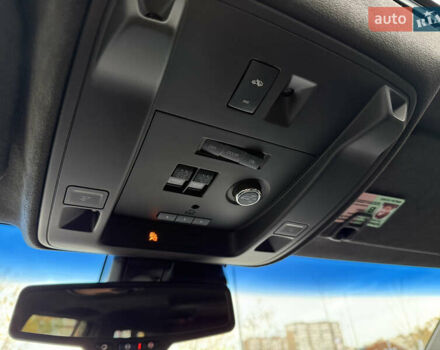 Кадиллак Эскалейд 2015 в Киеве на Automoto.ua Черный Кадиллак Эскалейд, объемом двигателя 6.16 л и пробегом 82 тыс. км за 64999 $, фото 43 на Automoto.ua