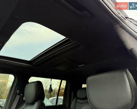 Кадиллак Эскалейд 2015 в Киеве на Automoto.ua Черный Кадиллак Эскалейд, объемом двигателя 6.16 л и пробегом 82 тыс. км за 64999 $, фото 21 на Automoto.ua