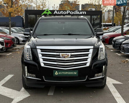 Кадиллак Эскалейд 2015 в Киеве на Automoto.ua Черный Кадиллак Эскалейд, объемом двигателя 6.16 л и пробегом 82 тыс. км за 64999 $, фото 4 на Automoto.ua
