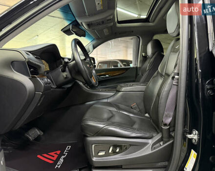 Чорний Каділак Ескалейд, об'ємом двигуна 6.16 л та пробігом 183 тис. км за 33900 $, фото 20 на Automoto.ua