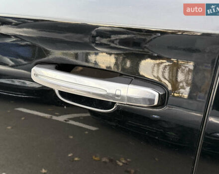 Кадиллак Эскалейд 2015 в Киеве на Automoto.ua Черный Кадиллак Эскалейд, объемом двигателя 6.16 л и пробегом 82 тыс. км за 64999 $, фото 12 на Automoto.ua