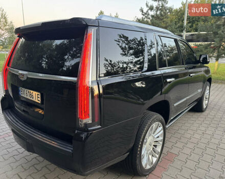 Чорний Каділак Ескалейд, об'ємом двигуна 6.2 л та пробігом 105 тис. км за 40000 $, фото 38 на Automoto.ua