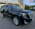 Черный Кадиллак Эскалейд, объемом двигателя 6.2 л и пробегом 98 тыс. км за 40000 $, фото 1 на Automoto.ua