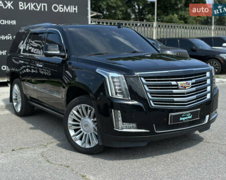Чорний Каділак Ескалейд, об'ємом двигуна 6.16 л та пробігом 115 тис. км за 39990 $, фото 2 на Automoto.ua