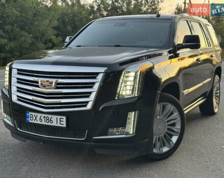 Чорний Каділак Ескалейд, об'ємом двигуна 6.2 л та пробігом 105 тис. км за 40000 $, фото 41 на Automoto.ua