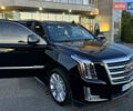 Чорний Каділак Ескалейд, об'ємом двигуна 6.2 л та пробігом 105 тис. км за 40000 $, фото 43 на Automoto.ua
