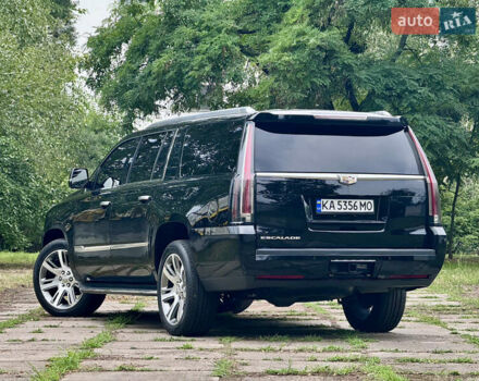 Чорний Каділак Ескалейд, об'ємом двигуна 6.16 л та пробігом 240 тис. км за 29500 $, фото 8 на Automoto.ua