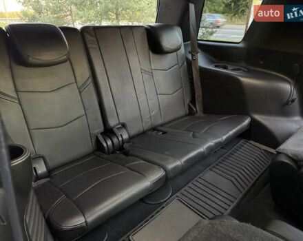 Черный Кадиллак Эскалейд, объемом двигателя 6.2 л и пробегом 98 тыс. км за 40000 $, фото 44 на Automoto.ua