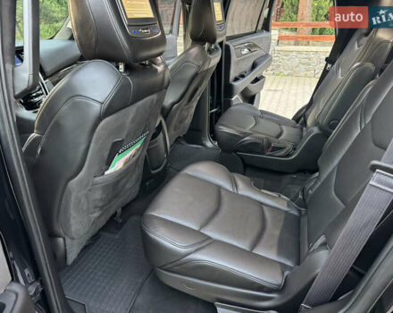 Черный Кадиллак Эскалейд, объемом двигателя 6.2 л и пробегом 98 тыс. км за 40000 $, фото 49 на Automoto.ua