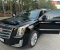 Чорний Каділак Ескалейд, об'ємом двигуна 6.2 л та пробігом 105 тис. км за 40000 $, фото 10 на Automoto.ua