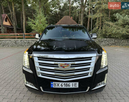 Чорний Каділак Ескалейд, об'ємом двигуна 6.2 л та пробігом 105 тис. км за 40000 $, фото 37 на Automoto.ua