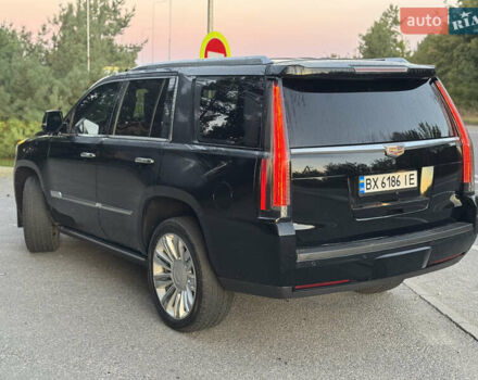 Черный Кадиллак Эскалейд, объемом двигателя 6.2 л и пробегом 98 тыс. км за 40000 $, фото 7 на Automoto.ua