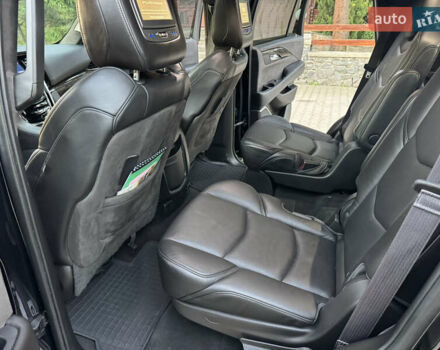 Чорний Каділак Ескалейд, об'ємом двигуна 6.2 л та пробігом 105 тис. км за 40000 $, фото 11 на Automoto.ua