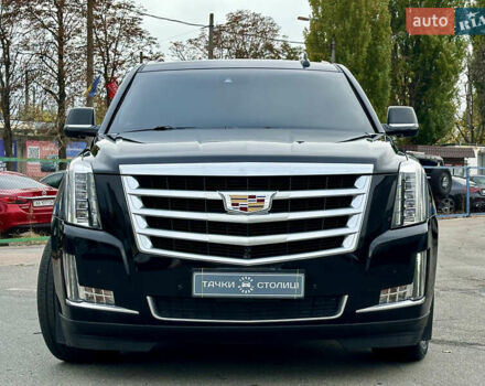 Кадиллак Эскалейд 2016 в Киеве на Automoto.ua Черный Кадиллак Эскалейд, объемом двигателя 6.16 л и пробегом 270 тыс. км за 42100 $, фото 7 на Automoto.ua