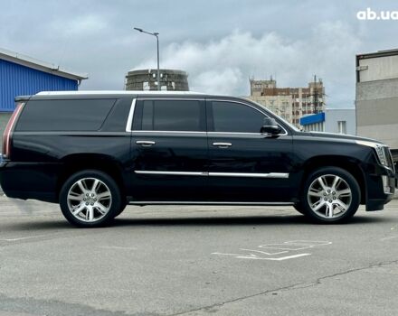 Кадиллак Эскалейд 2016 в Киеве на Automoto.ua Черный Кадиллак Эскалейд, объемом двигателя 0 л и пробегом 270 тыс. км за 42100 $, фото 5 на Automoto.ua