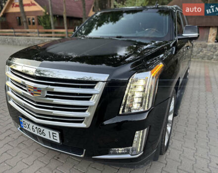 Чорний Каділак Ескалейд, об'ємом двигуна 6.2 л та пробігом 105 тис. км за 40000 $, фото 36 на Automoto.ua