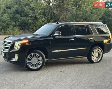 Черный Кадиллак Эскалейд, объемом двигателя 6.2 л и пробегом 98 тыс. км за 42500 $, фото 5 на Automoto.ua