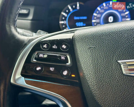 Кадиллак Эскалейд 2016 в Киеве на Automoto.ua Черный Кадиллак Эскалейд, объемом двигателя 6.16 л и пробегом 270 тыс. км за 42100 $, фото 12 на Automoto.ua