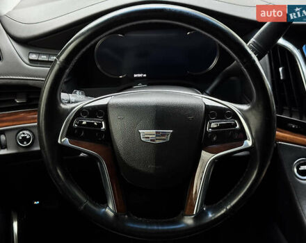 Черный Кадиллак Эскалейд, объемом двигателя 6.2 л и пробегом 270 тыс. км за 42750 $, фото 19 на Automoto.ua