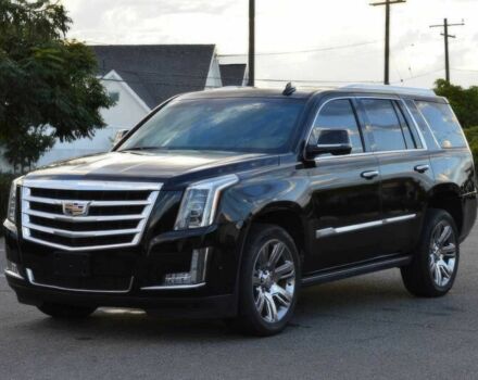 Чорний Каділак Ескалейд, об'ємом двигуна 6.2 л та пробігом 59 тис. км за 5600 $, фото 2 на Automoto.ua