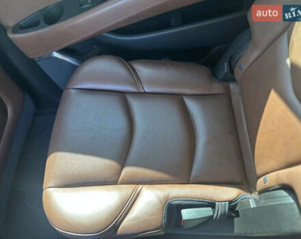 Чорний Каділак Ескалейд, об'ємом двигуна 6.16 л та пробігом 75 тис. км за 47000 $, фото 9 на Automoto.ua