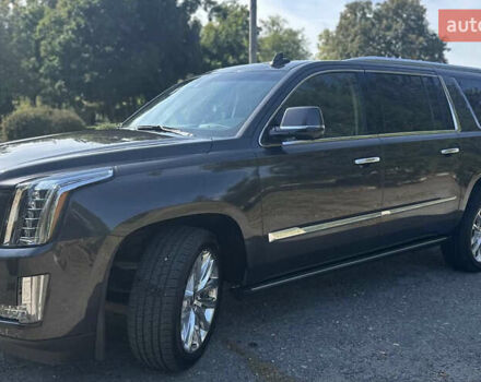 Чорний Каділак Ескалейд, об'ємом двигуна 6.16 л та пробігом 75 тис. км за 47000 $, фото 1 на Automoto.ua