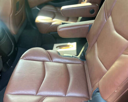 Черный Кадиллак Эскалейд, объемом двигателя 6.16 л и пробегом 75 тыс. км за 55000 $, фото 5 на Automoto.ua