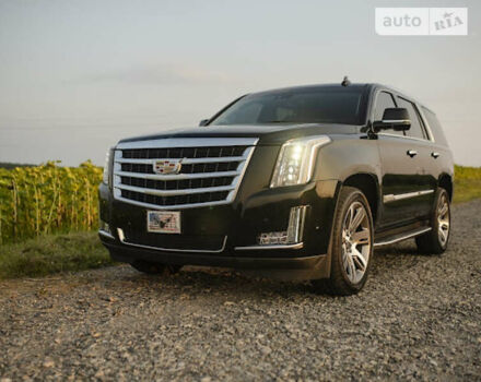 Черный Кадиллак Эскалейд, объемом двигателя 6.2 л и пробегом 48 тыс. км за 55000 $, фото 11 на Automoto.ua