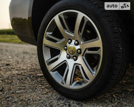 Черный Кадиллак Эскалейд, объемом двигателя 6.2 л и пробегом 48 тыс. км за 55000 $, фото 5 на Automoto.ua