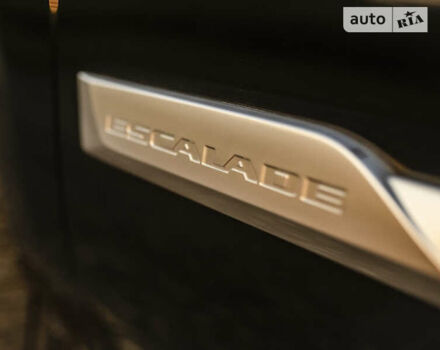 Черный Кадиллак Эскалейд, объемом двигателя 6.2 л и пробегом 48 тыс. км за 55000 $, фото 16 на Automoto.ua