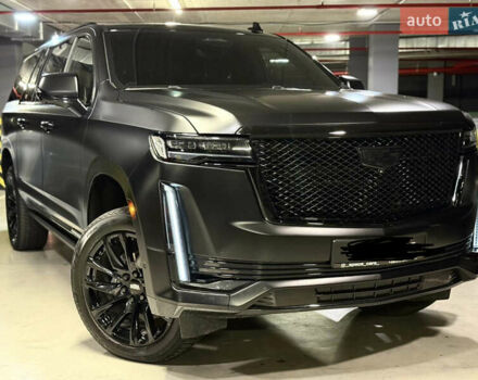 Чорний Каділак Ескалейд, об'ємом двигуна 6.16 л та пробігом 60 тис. км за 100000 $, фото 2 на Automoto.ua