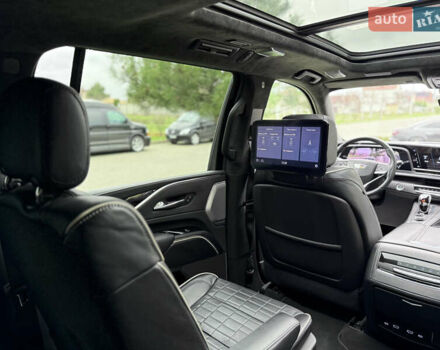 Черный Кадиллак Эскалейд, объемом двигателя 6.16 л и пробегом 118 тыс. км за 110000 $, фото 48 на Automoto.ua