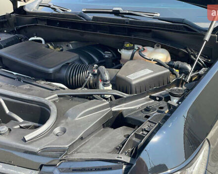 Чорний Каділак Ескалейд, об'ємом двигуна 6 л та пробігом 45 тис. км за 97000 $, фото 27 на Automoto.ua