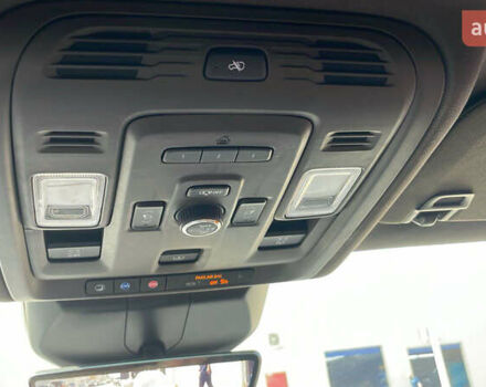 Чорний Каділак Ескалейд, об'ємом двигуна 6 л та пробігом 45 тис. км за 97000 $, фото 21 на Automoto.ua