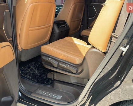 Чорний Каділак Ескалейд, об'ємом двигуна 6 л та пробігом 45 тис. км за 97000 $, фото 8 на Automoto.ua