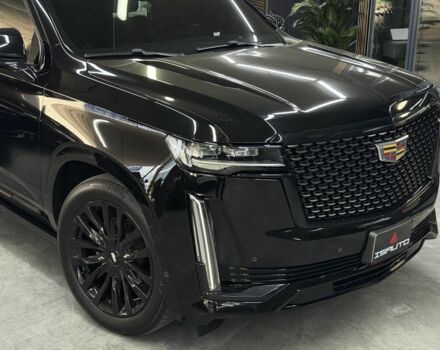 Черный Кадиллак Эскалейд, объемом двигателя 0 л и пробегом 44 тыс. км за 119000 $, фото 1 на Automoto.ua