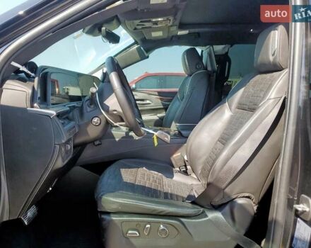 Черный Кадиллак Эскалейд, объемом двигателя 6.2 л и пробегом 19 тыс. км за 32300 $, фото 4 на Automoto.ua