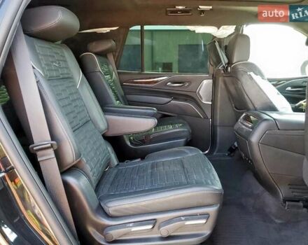 Черный Кадиллак Эскалейд, объемом двигателя 6.2 л и пробегом 19 тыс. км за 32300 $, фото 9 на Automoto.ua
