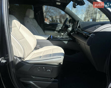 Черный Кадиллак Эскалейд, объемом двигателя 6.16 л и пробегом 36 тыс. км за 143000 $, фото 33 на Automoto.ua