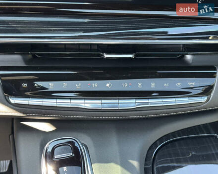 Черный Кадиллак Эскалейд, объемом двигателя 6.16 л и пробегом 36 тыс. км за 143000 $, фото 23 на Automoto.ua