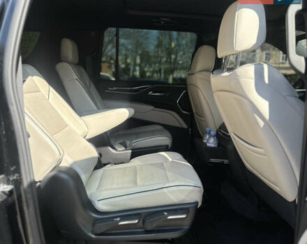 Черный Кадиллак Эскалейд, объемом двигателя 6.16 л и пробегом 36 тыс. км за 143000 $, фото 36 на Automoto.ua