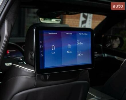 Чорний Каділак Ескалейд, об'ємом двигуна 6.2 л та пробігом 1 тис. км за 204000 $, фото 41 на Automoto.ua