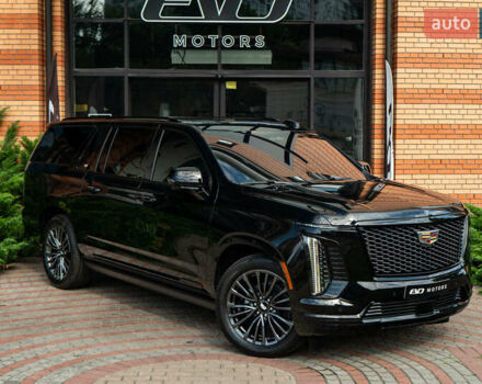 Чорний Каділак Ескалейд, об'ємом двигуна 6.2 л та пробігом 1 тис. км за 204000 $, фото 13 на Automoto.ua