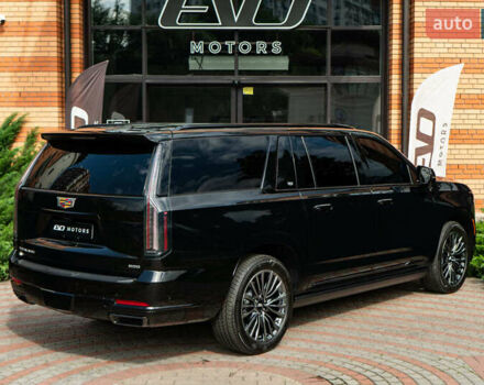 Чорний Каділак Ескалейд, об'ємом двигуна 6.2 л та пробігом 1 тис. км за 204000 $, фото 9 на Automoto.ua