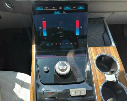 Чорний Каділак Ескалейд, об'ємом двигуна 6.2 л та пробігом 5 тис. км за 92000 $, фото 11 на Automoto.ua