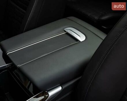 Черный Кадиллак Эскалейд, объемом двигателя 0 л и пробегом 1 тыс. км за 204000 $, фото 27 на Automoto.ua